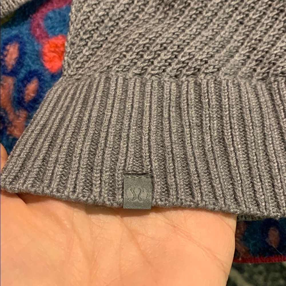 Like New lululemon Softer Still Cashmere Blend Wrap Sweater in Heathered Grey - Picture 14 of 16